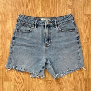 Pac-Sun Size 26 Mom Jean Short